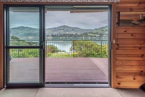 Photo of property in 15 Bayview Crescent, Duvauchelle, 7581