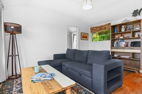 Photo of property in 1091 Dyers Pass Road, Governors Bay, Lyttelton, 8971