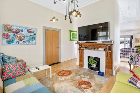 Photo of property in 11 Carow Street, Palmerston North, 4410