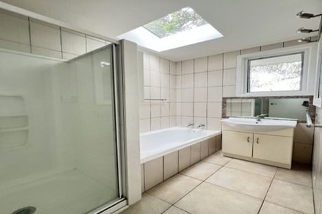 Photo of property in 4 Elliott Avenue, Bayview, Auckland, 0629