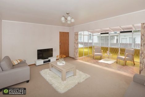 Photo of property in 2/92 Mill Road, Kensington, Whangarei, 0112