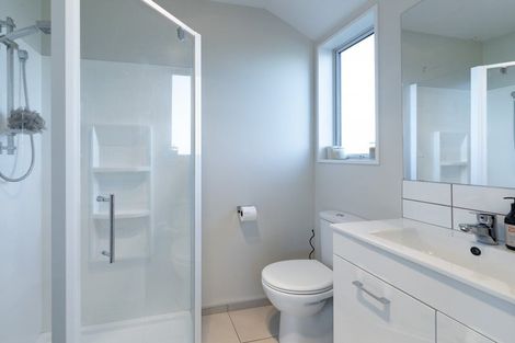 Photo of property in 15 Ruru Place, Oxford, 7430