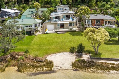 Photo of property in 47 Pohutukawa Avenue, Shelly Park, Auckland, 2014