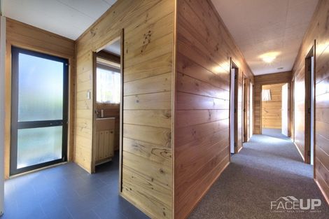 Photo of property in 2/22 Elizabeth Drive, West Harbour, Auckland, 0618