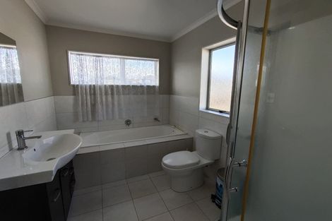 Photo of property in 15 Coolaghy Drive, Flat Bush, Auckland, 2019