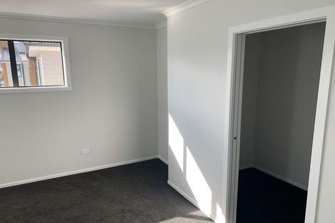 Photo of property in 91c Whites Line East, Waiwhetu, Lower Hutt, 5010