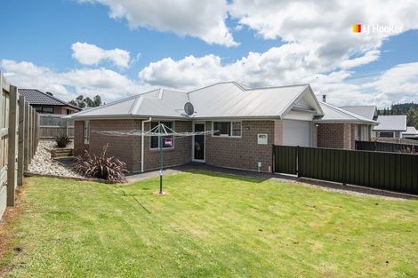 Photo of property in 82 Severn Street, Green Island, Dunedin, 9018