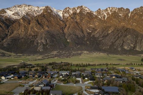 Photo of property in 14 Glenfiddich Road, Jacks Point, Queenstown, 9371
