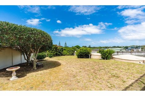 Photo of property in 14 Driftwood Place, Mangawhai Heads, Mangawhai, 0505
