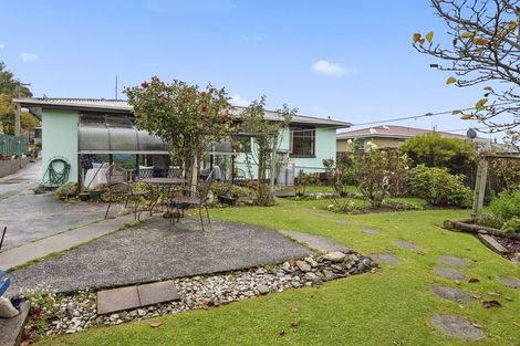 Photo of property in 18 Elwyn Crescent, Green Island, Dunedin, 9018
