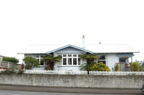 Photo of property in 14 Mangorei Road, Strandon, New Plymouth, 4312