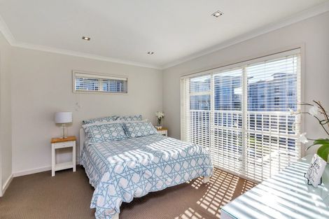 Photo of property in 9 Eaves Bush Parade, Orewa, 0931