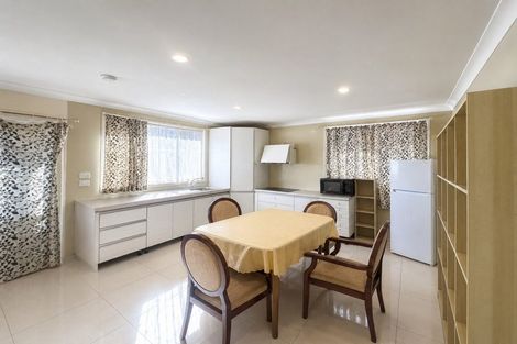 Photo of property in 56a Chilcott Road, Henderson, Auckland, 0612
