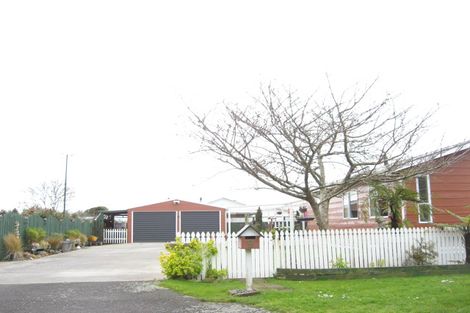 Photo of property in 9 Whitcombe Street, Lepperton, New Plymouth, 4373