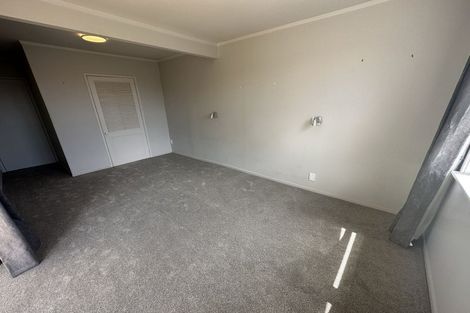 Photo of property in 57 Waitaki Street, Henderson, Auckland, 0612