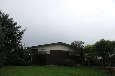 Photo of property in 5 Waltham Court, Cloverlea, Palmerston North, 4412