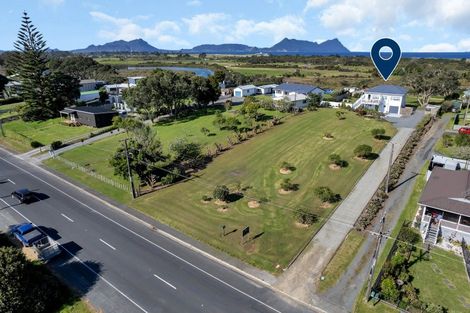 Photo of property in 72 Marsden Point Road, Ruakaka, 0116
