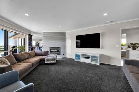 Photo of property in 313 Egmont Road, Hillsborough, New Plymouth, 4372