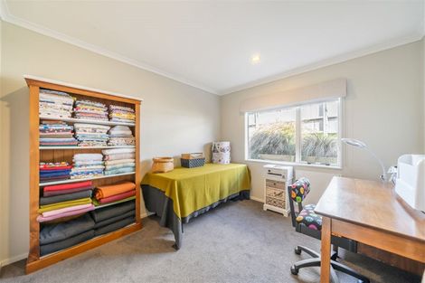 Photo of property in 5 Frankie Stevens Place, Riverstone Terraces, Upper Hutt, 5018