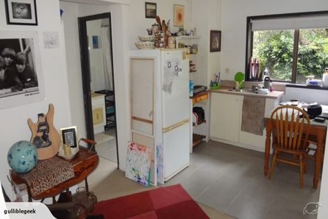 Photo of property in 2/533 Beach Road, Murrays Bay, Auckland, 0630