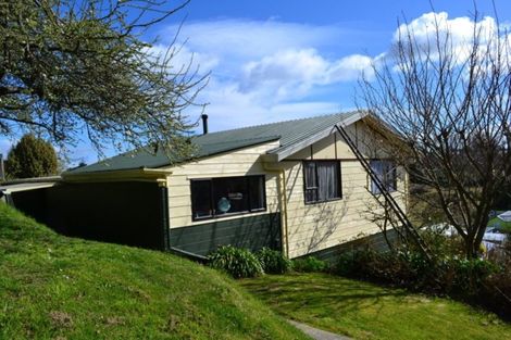 Photo of property in 42 Jessop Street, South Hill, Oamaru, 9400