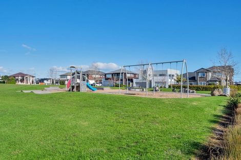 Photo of property in 13 Milano Boulevard, Karaka, Papakura, 2113