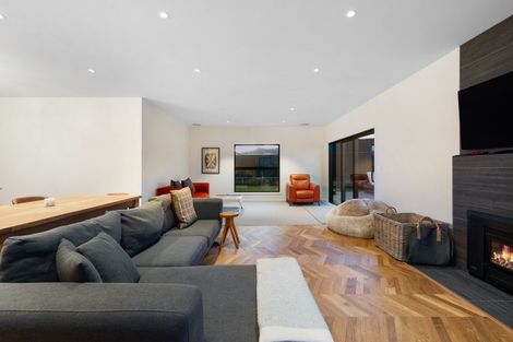 Photo of property in 16 Travertine Street, Cromwell, 9310