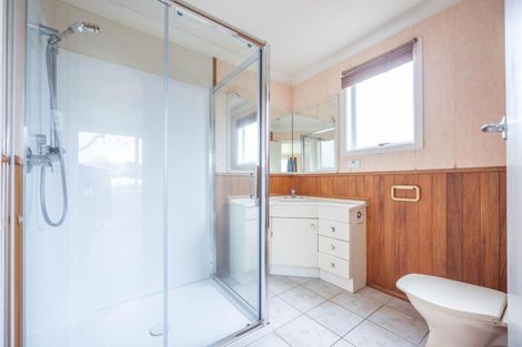 Photo of property in 27 Fuchsia Avenue, Pukete, Hamilton, 3200