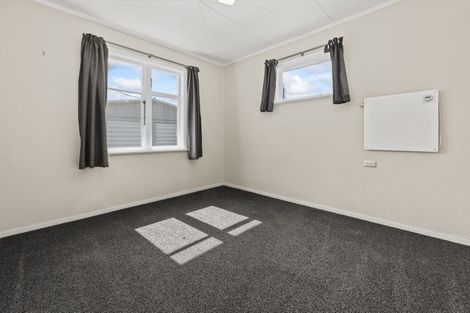 Photo of property in 11 Hereford Street, Levin, 5510
