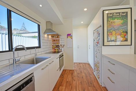 Photo of property in 18 Seymour Place, Bellevue, Tauranga, 3110