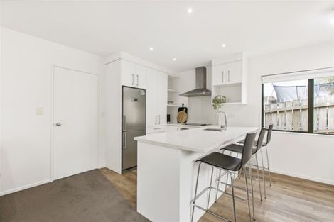 Photo of property in 1/95 Hobsonville Road, West Harbour, Auckland, 0618