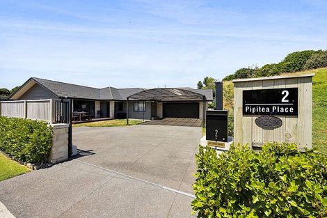 Photo of property in 2 Pipitea Place, Whalers Gate, New Plymouth, 4310