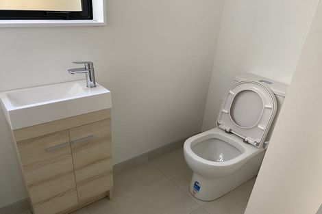 Photo of property in 26a Grenada Avenue, Forrest Hill, Auckland, 0620