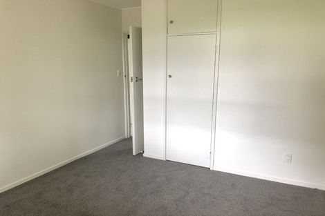 Photo of property in 2/2a Ascot Avenue, Narrow Neck, Auckland, 0624
