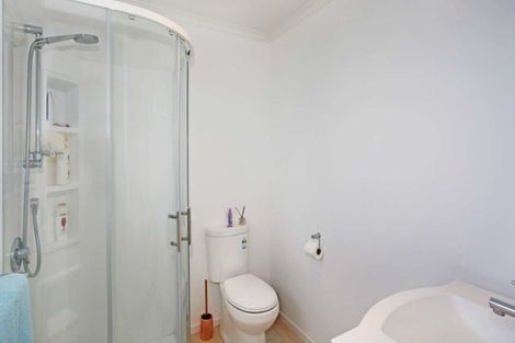 Photo of property in 8a Birdwood Road, Pukekohe, 2120