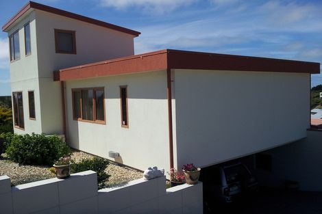 Photo of property in 7 Craigieburn Lane, Mount Pleasant, Christchurch, 8081