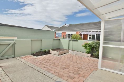 Photo of property in 20e Oxford Street, South Dunedin, Dunedin, 9012