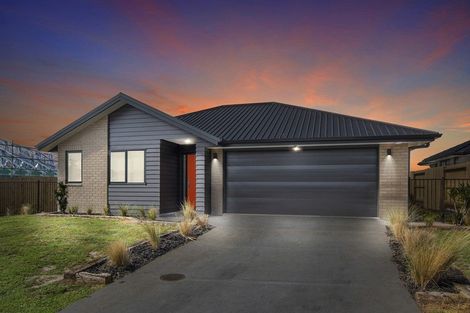 Photo of property in 15 Cascade Crescent, Tikipunga, Whangarei, 0112