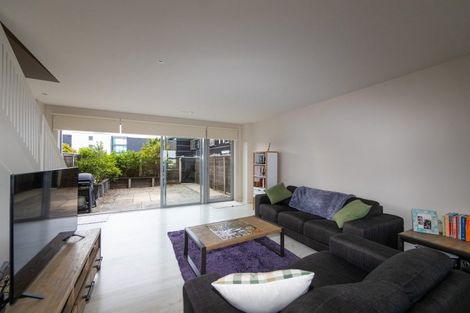 Photo of property in The Terraces, 21/9 Humber Street, Pandora, Napier, 4110