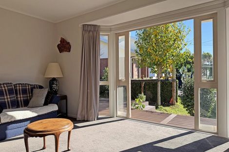 Photo of property in 3/78 Nile Road, Milford, Auckland, 0620
