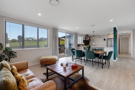 Photo of property in 7 Shoreview Close, Omokoroa, 3114