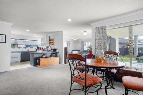 Photo of property in 106 Burns Street, Leamington, Cambridge, 3432