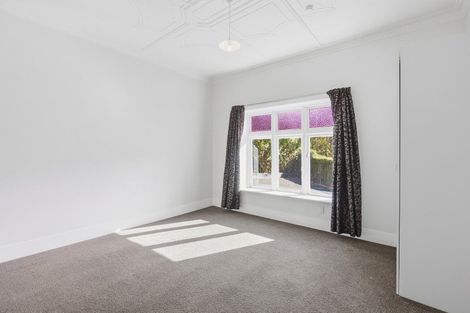 Photo of property in 105 Kaikorai Valley Road, Glenross, Dunedin, 9011