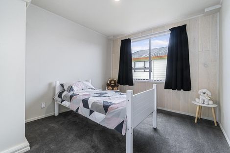 Photo of property in 1/227 Waitemata Drive, Ranui, Auckland, 0612