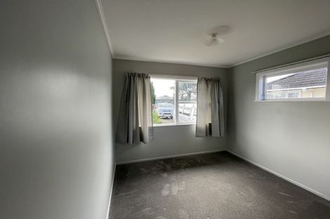 Photo of property in 28 Kairanga Street, Mangere East, Auckland, 2024