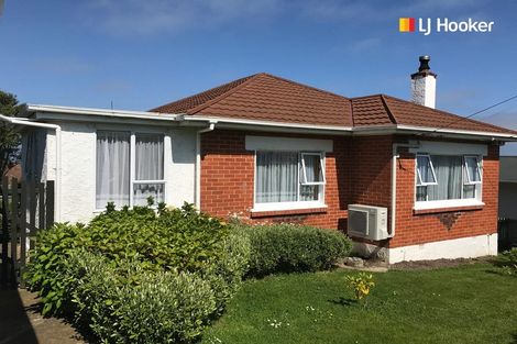 Photo of property in 8 Renfrew Street, Balaclava, Dunedin, 9011