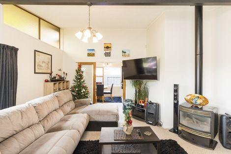 Photo of property in 6 Paradise Place, Milson, Palmerston North, 4414