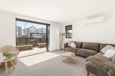 Photo of property in 1 Chrysler Street, Papamoa, 3118