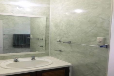 Photo of property in 4 Panorama Court, Red Beach, 0932