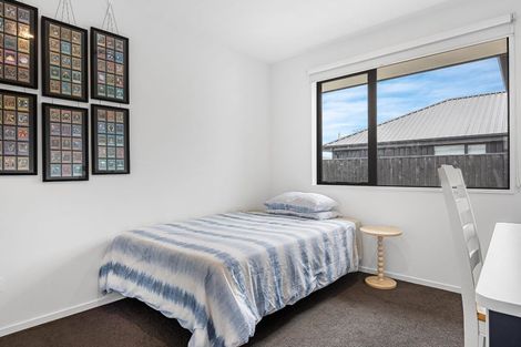 Photo of property in 74 Hilton Drive, Amberley, 7410